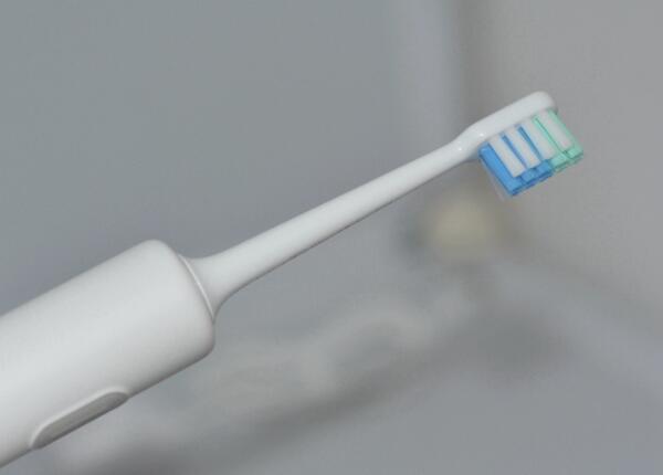 電動牙刷要用牙膏嗎？電動牙刷使用常識科普